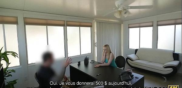  LOAN4K. Une danseuse go-go du strip-bar local est prête pour un prêt sexuel